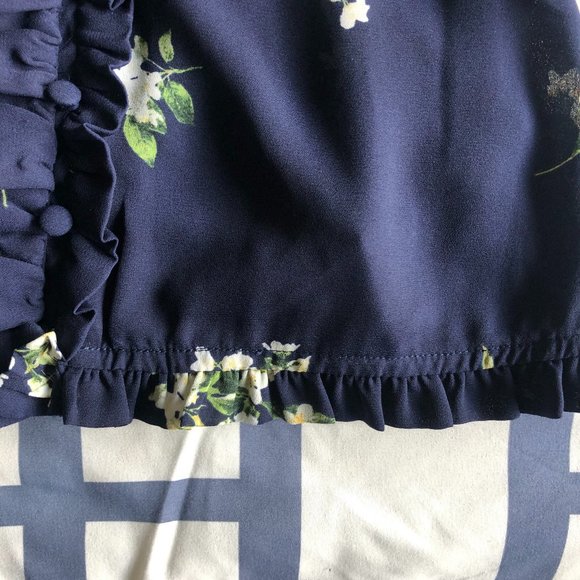 CUPCAKES AND CASHMERE BLOUSE SIZE S - Picture 6 of 9